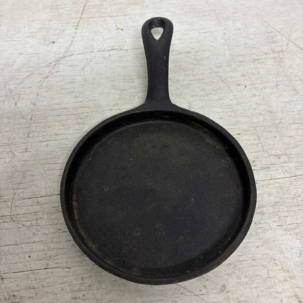 Small Cast Iron Pan Egg Hamburger Skillet Vintage Clean